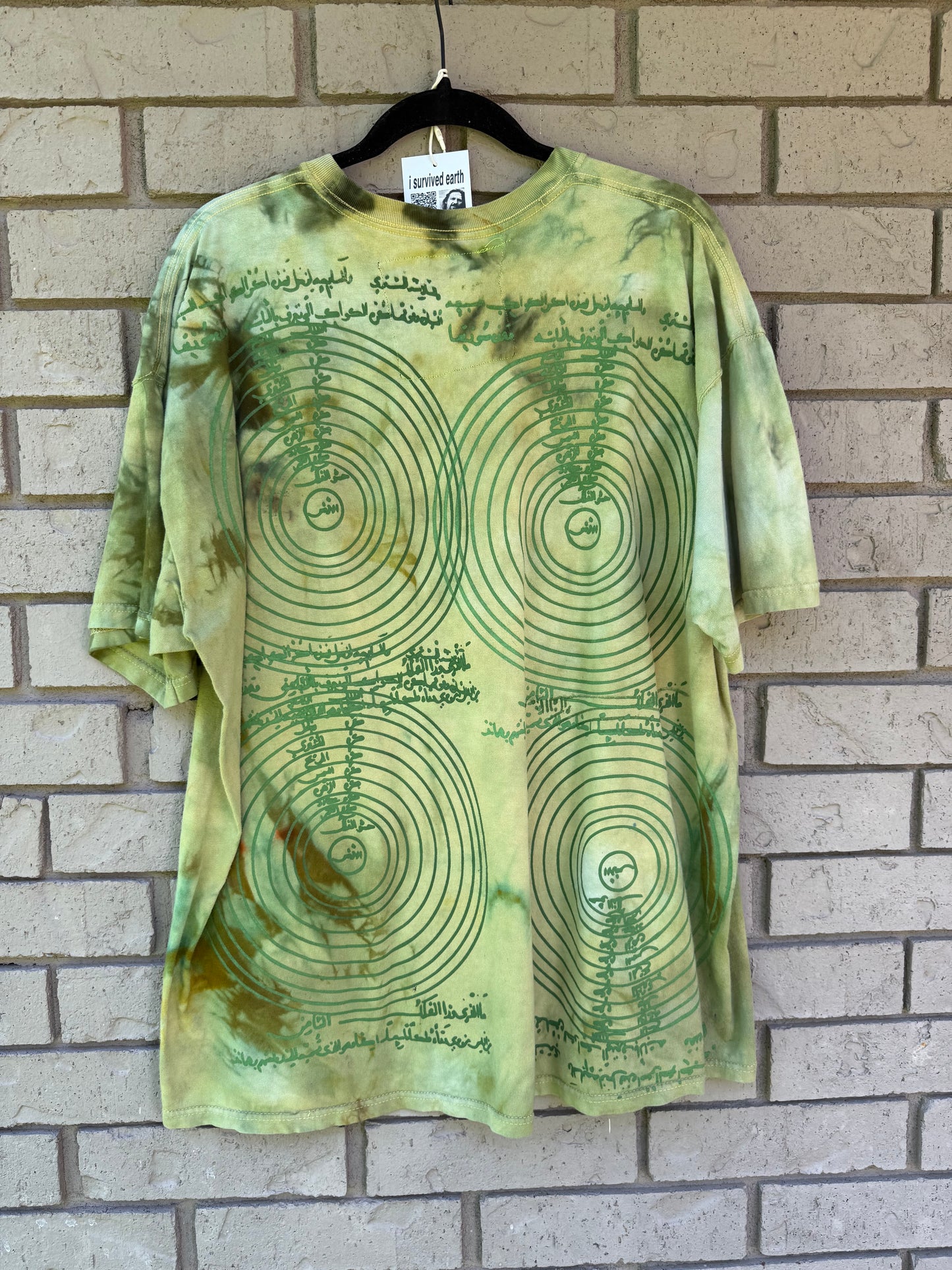 green cosmic tee