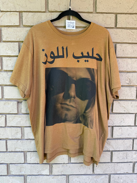 tan kirt tee