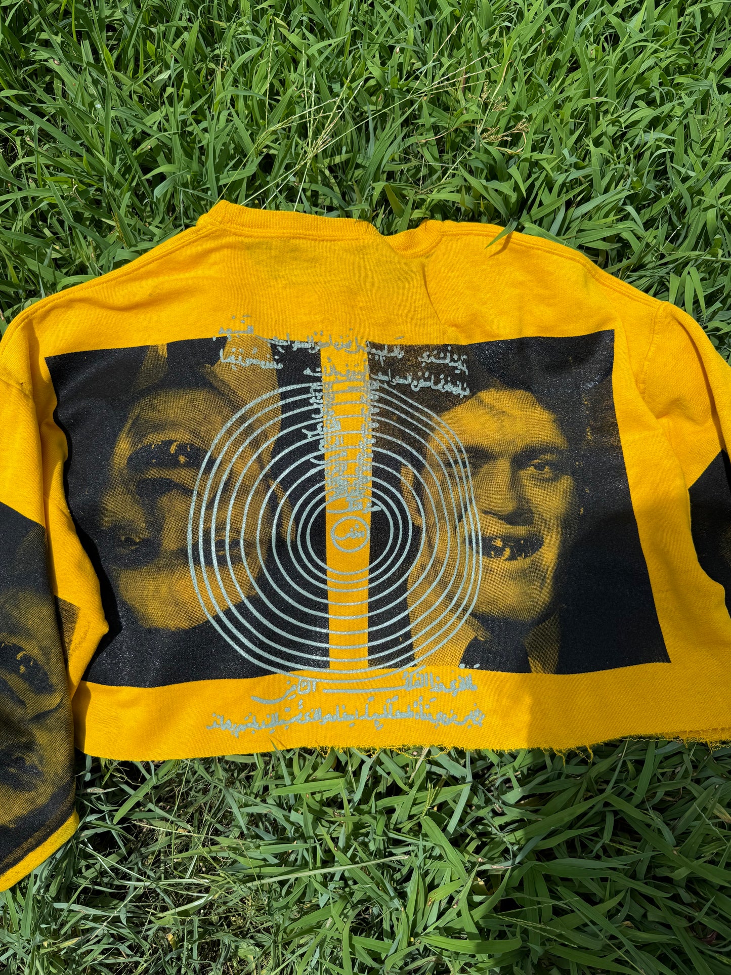 yellow_chrome.tooth_crop