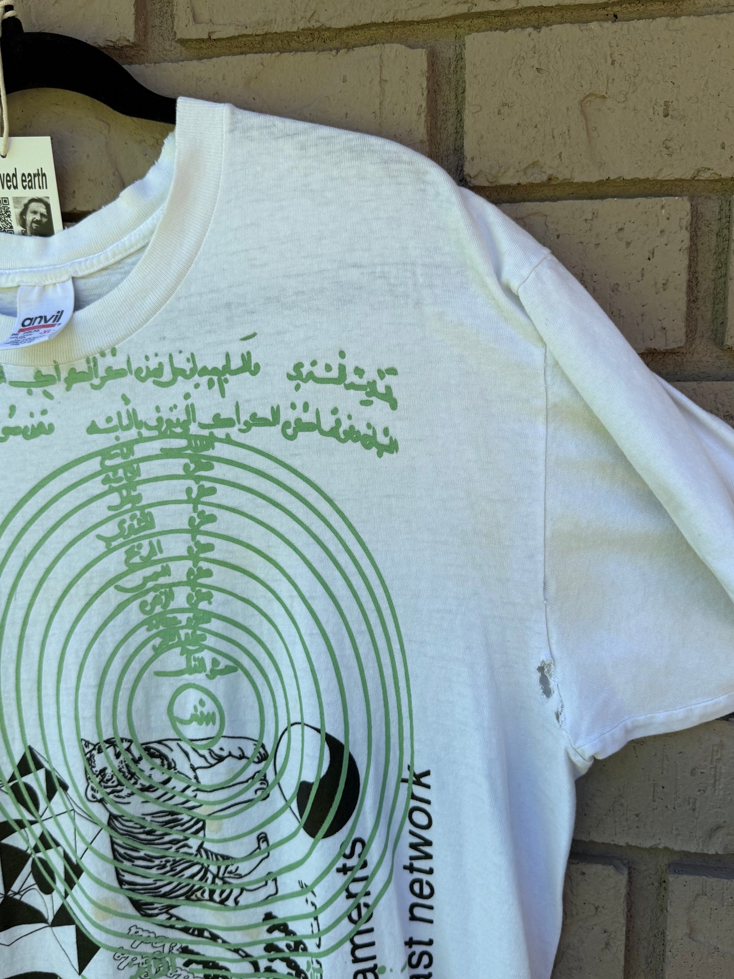 waterfowl thrashed tee
