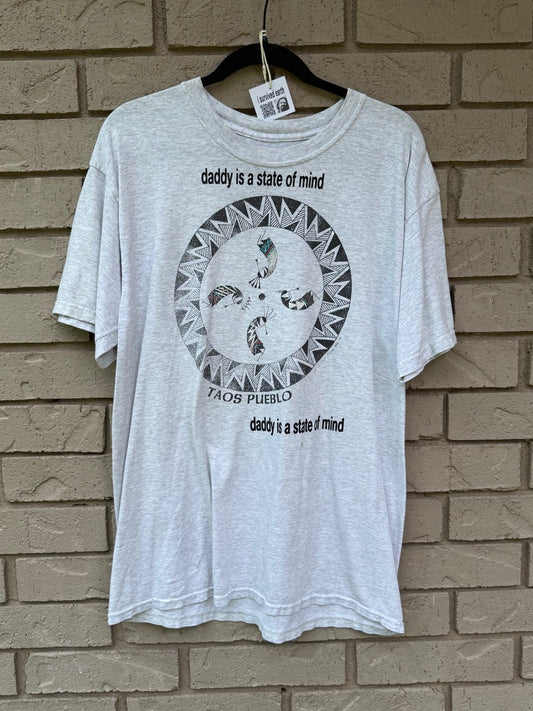 daddy taos paris tee