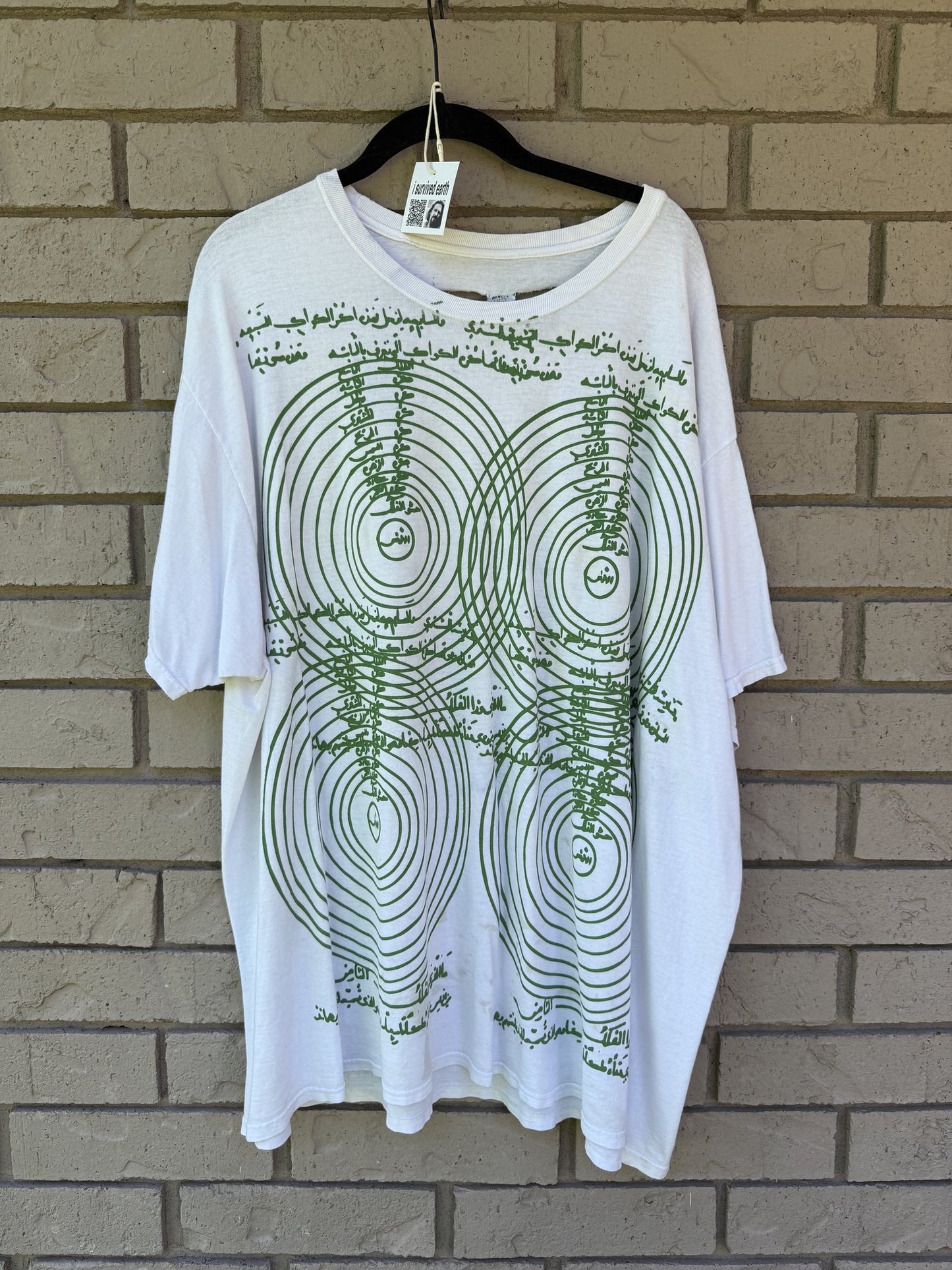 circles thrashy tee