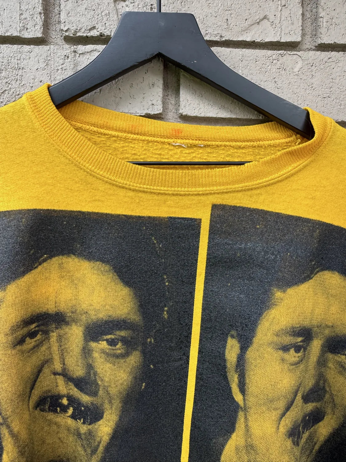 yellow_chrome.tooth_crop