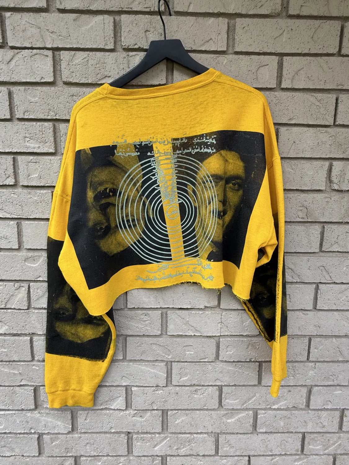 yellow_chrome.tooth_crop
